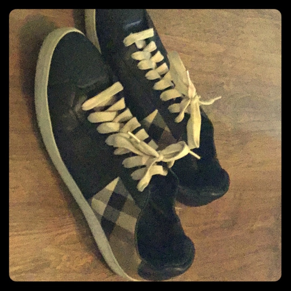 Burberry sneakers